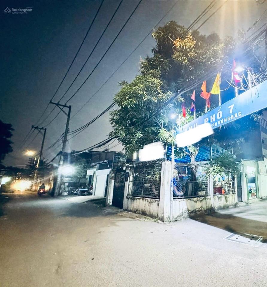 Giảm sốc 500tr còn 9 tỷ xe hơi, ngang 8m  2 mặt tiền gần chợ hiệp bình  thủ đức