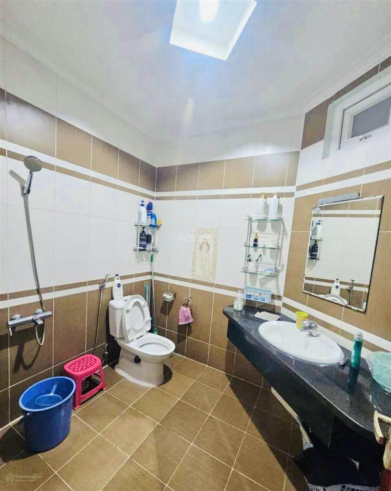 Nhỉnh 9 tỷ dt 119m lô góc mặt tiền, nở hậu 8m nhà 5 tầng linh xuân thủ đức