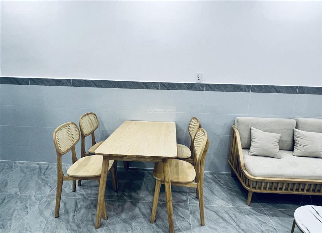 Hiếm chỉ 4 tỷ hẻm thông nhà mới xinh xinh gần chợ phước long a  quận 9