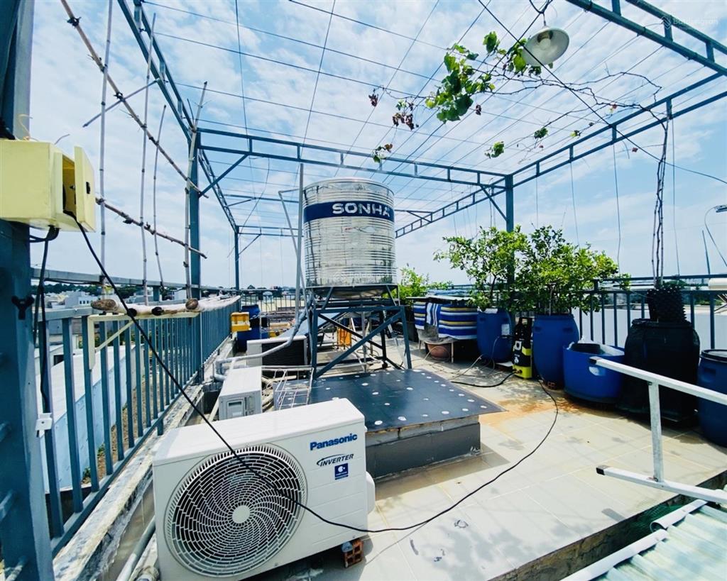 Hot chỉ 5.95 tỷ dt 61m 4 tầng dương đình hội q9,view vành đai 2 thoáng mát