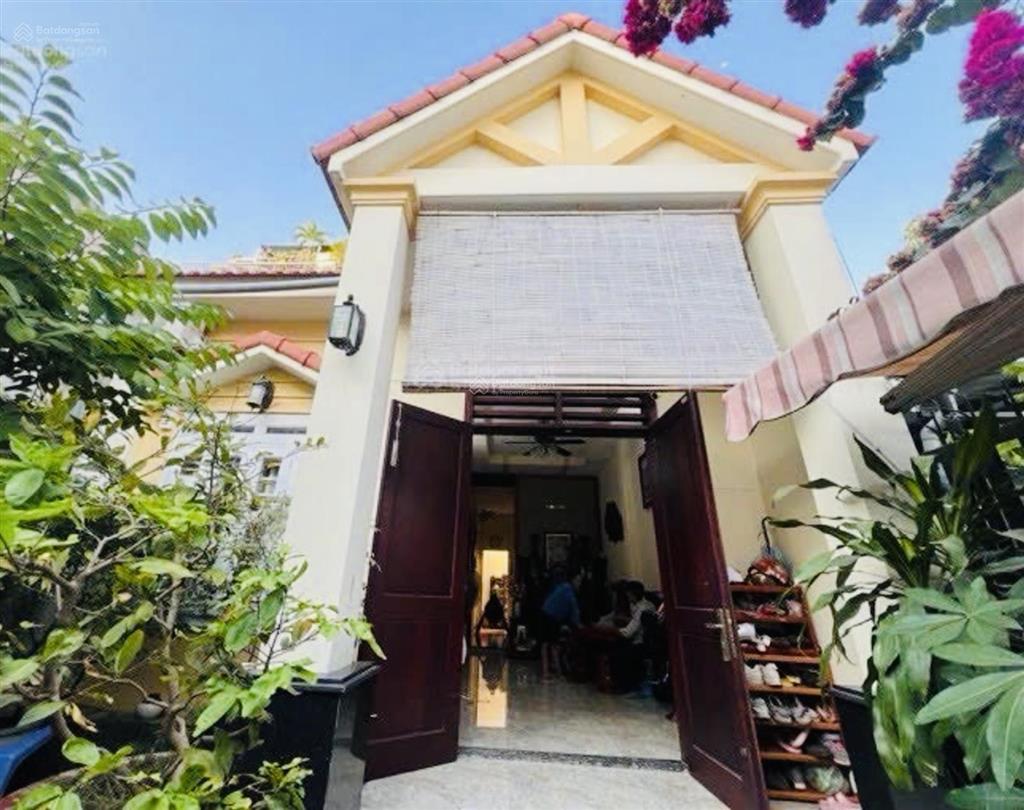 Biệt thự chỉ 8 tỷ tl, dt 106m ngang 6m hẻm xe hơi thông ngay tp. thủ đức