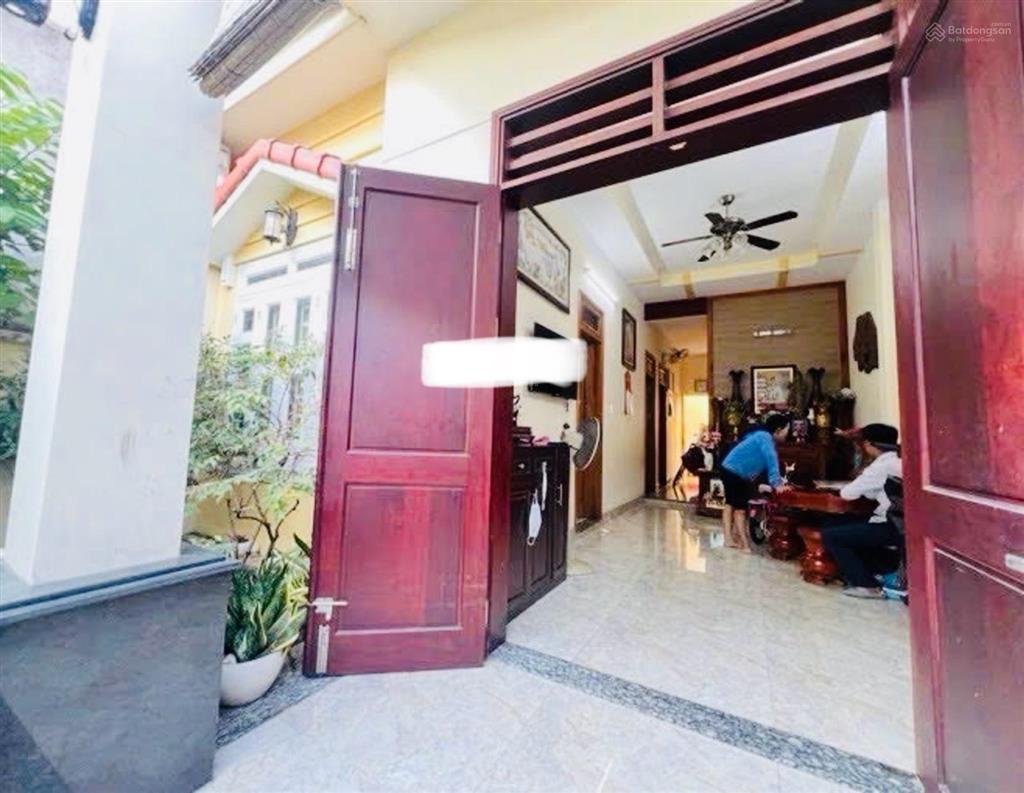 Biệt thự chỉ 8 tỷ tl, dt 106m ngang 6m hẻm xe hơi thông ngay tp. thủ đức