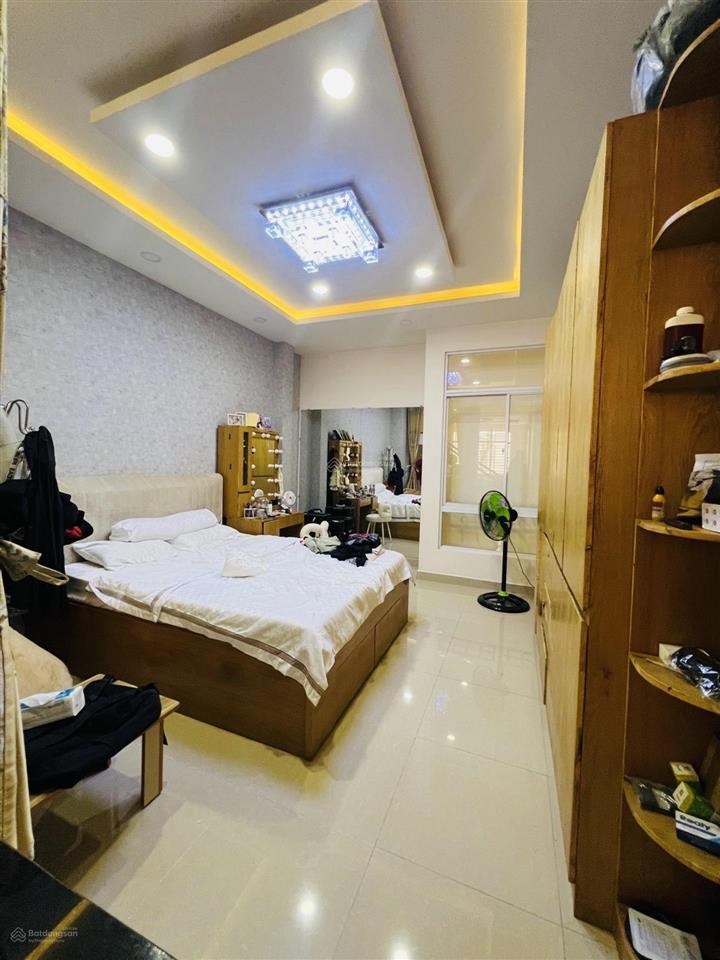 Nhỉnh 9 tỷ 4 tầng sân thượng, hẻm xe tải quốc lộ 13, hiệp bình, tp. thủ đức