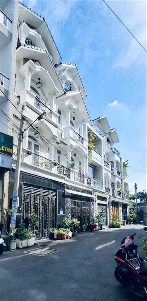 Nhỉnh 7 tỷ hẻm xe hơi 4 tầng  4pn, 4wc gần chợ hiệp bình tp. thủ đức
