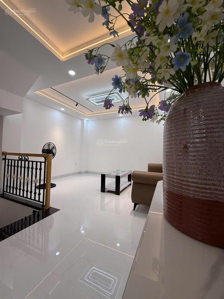 [8,2 tỉ] nhà hẻm mới 100% đủ tiện nghi đ. tống văn hên, p.15, tân bình.