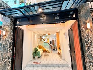 Bán nhà bình thạnh dt 50m2 hxh full option