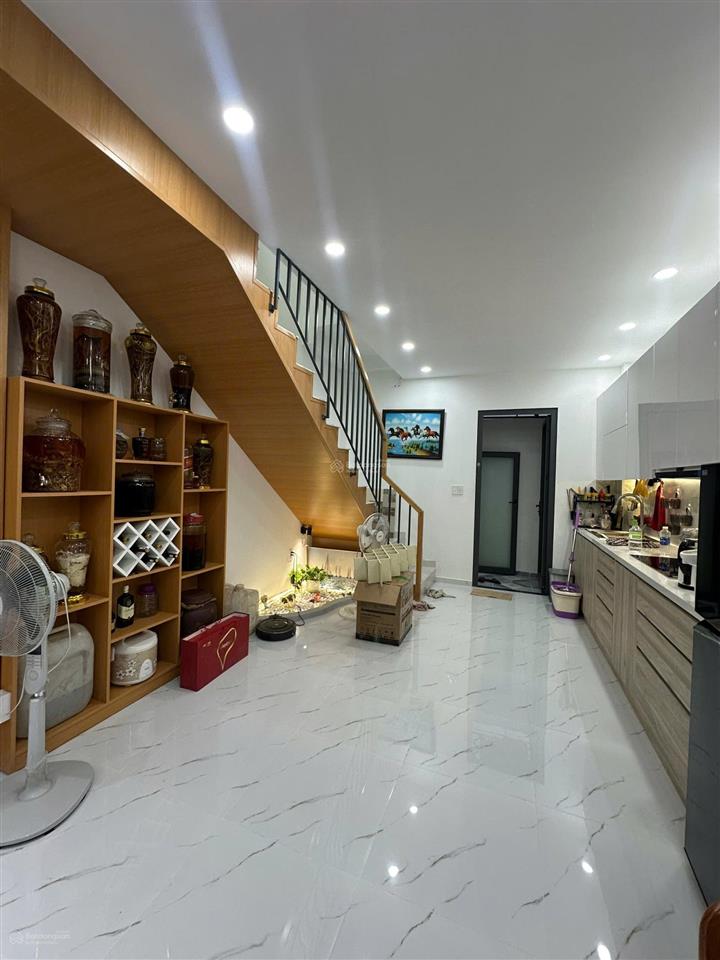 Bán nhà đường bưng ông thoàn 54m2, 6 tỷ, 4pn, 4wc tại bưng ông thoàn, phú hữu, q9, hcm 