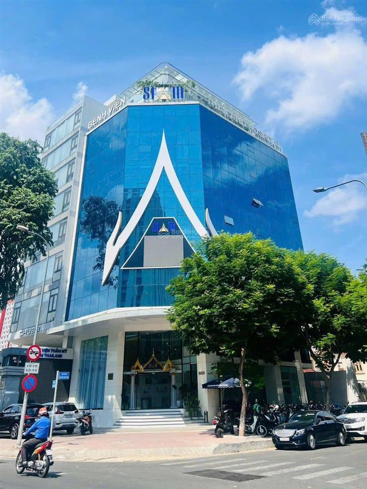 Bán nhà nguyễn trãi 386.5m²  góc 2 mặt tiền  2 hầm 10 tầng  thu 35.000 usd/tháng  giá 450 tỷ