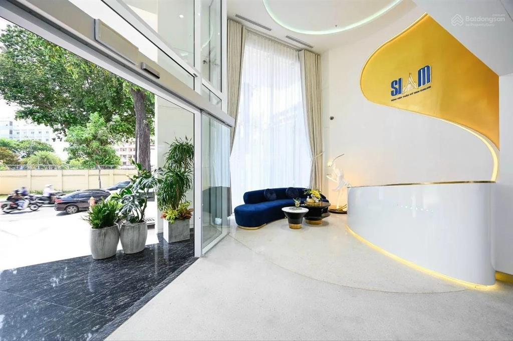 Bán nhà nguyễn trãi 386.5m²  góc 2 mặt tiền  2 hầm 10 tầng  thu 35.000 usd/tháng  giá 450 tỷ