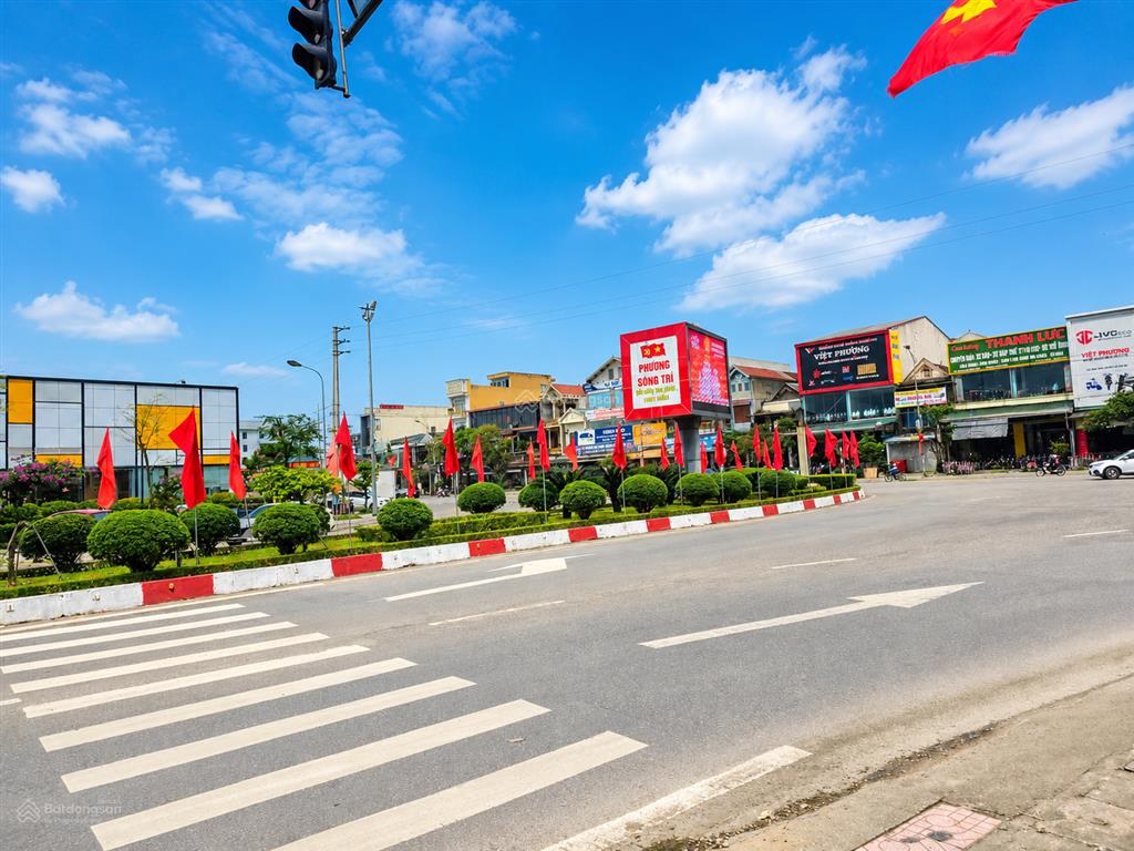 Cho thuê toà nhà 2 tầng đối diện vincom kỳ anh