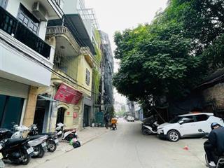 Bán nhà ngõ 279 đội cấn  hơn 30 tỷ  dt 110m  ô tô tránh dừng đỗ, kinh doanh