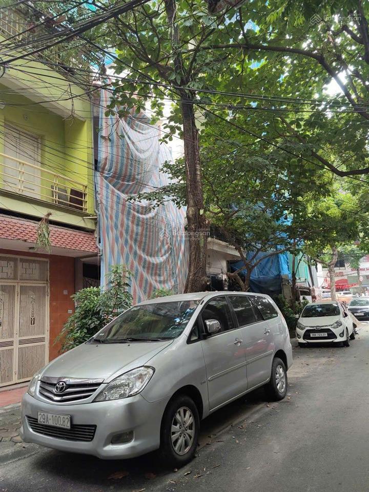 Bán nhà đào tấn  linh lang, nhỉnh 34 tỷ, 80m, ô tô tránh