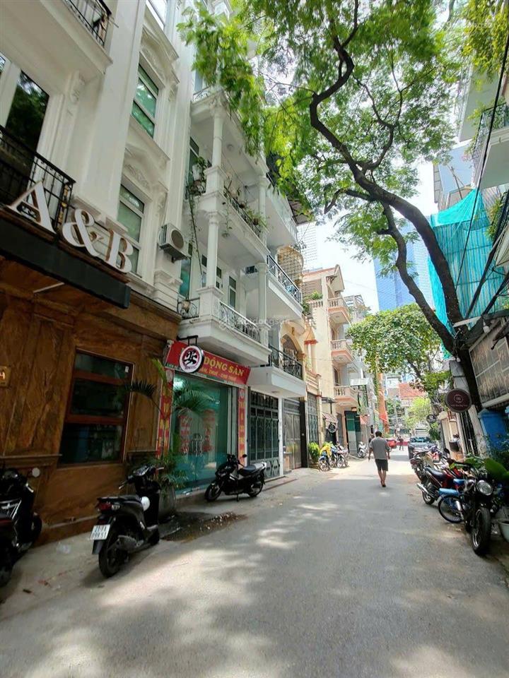 Bán nhà đào tấn  linh lang, nhỉnh 34 tỷ, 80m, ô tô tránh