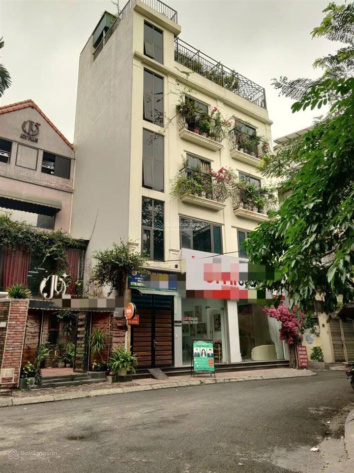 Bán nhà nguyễn chí thanh  hơn 30 tỷ  dt 70m, mặt tiền 6m, kinh doanh, vỉa hè, ô tô tránh