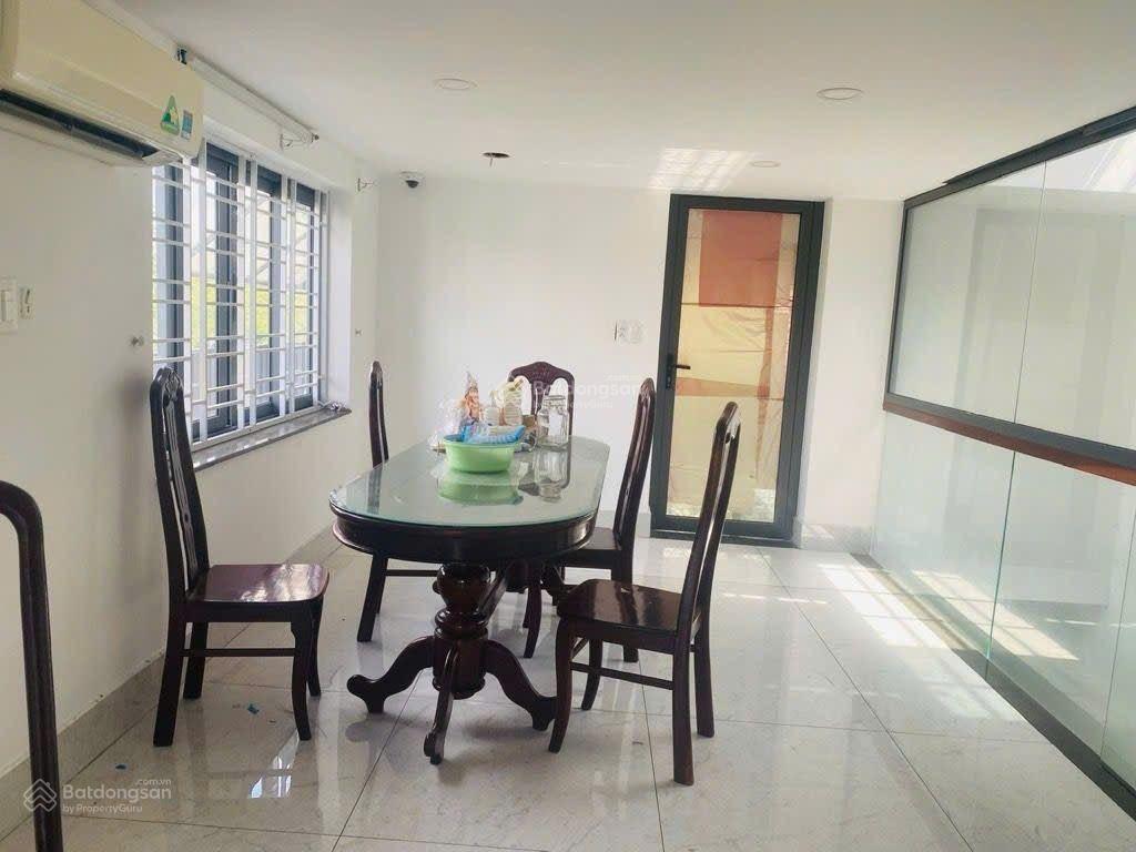 Bình đông  quận 8, nhà 140.2m2 lô góc mặt tiền kinh doanh, vừa ở vừa có dòng tiền. giá 17,3 tỷ