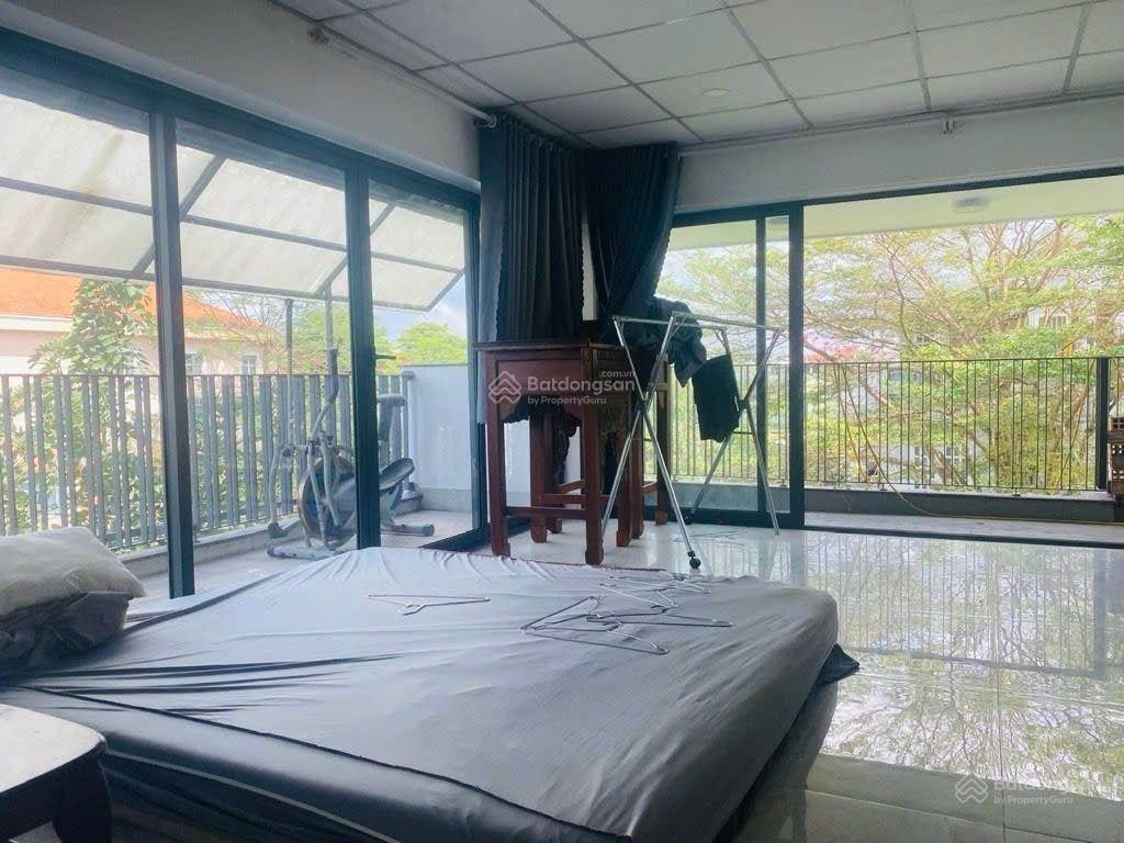 Bình đông  quận 8, nhà 140.2m2 lô góc mặt tiền kinh doanh, vừa ở vừa có dòng tiền. giá 17,3 tỷ