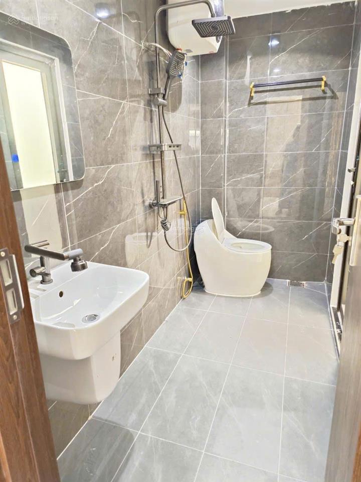Tôi chính chủ bán nhà gác lững kiệt 01 hoàng văn thái ,p.hoà minh ,liên chiểu