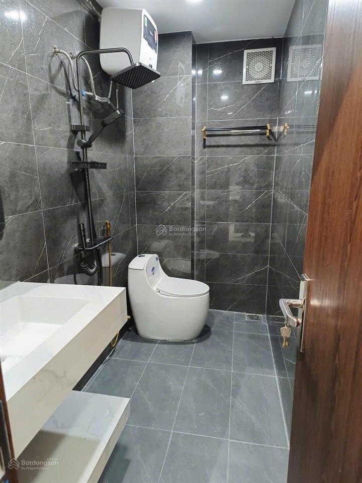 Tôi chính chủ bán nhà gác lững kiệt 01 hoàng văn thái ,p.hoà minh ,liên chiểu