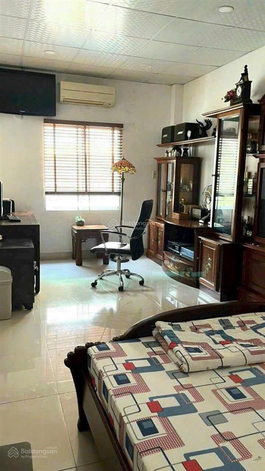 Nhà 2 mặt tiền hẻm xe hơi tân bình, ở ngay !