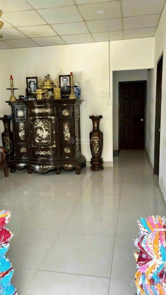 Nhà 2 mặt tiền hẻm xe hơi tân bình, ở ngay !