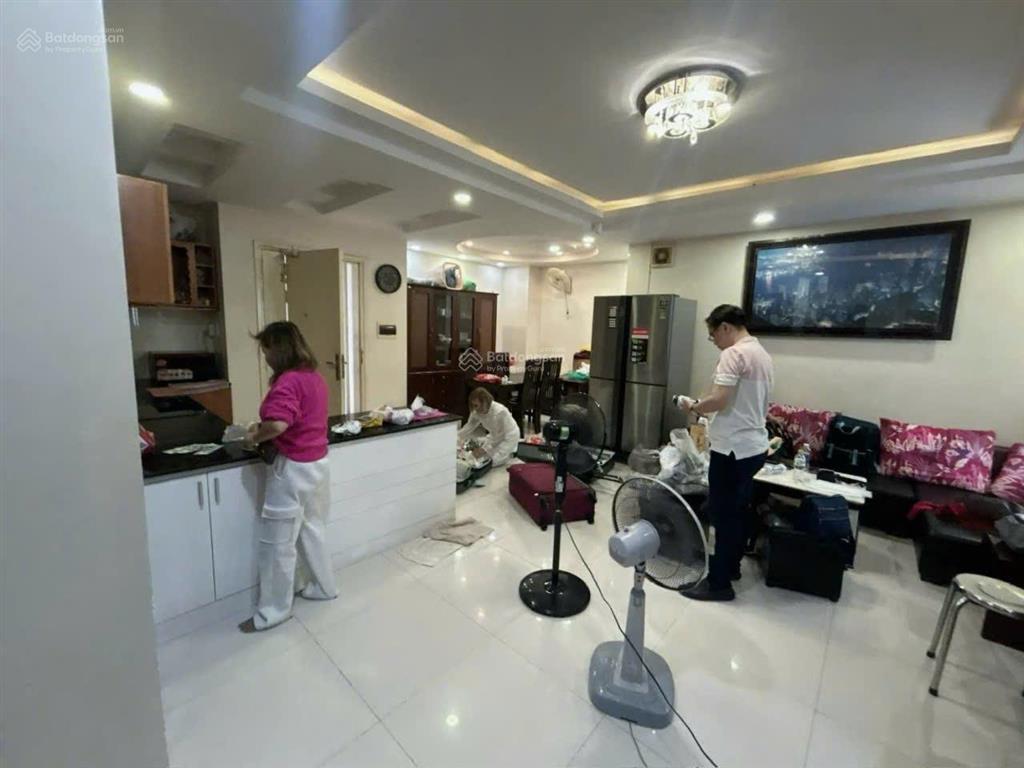 Chung cư d5đường d5thạnh mỹ tây (p25)căn 3p ngủ, 105m2,giá 15tr/tháng