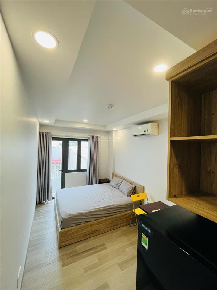 Trống lại studio có ban công full nội thất cách cầu kinh chỉ 500m  gần ngã 4 hàng xanh