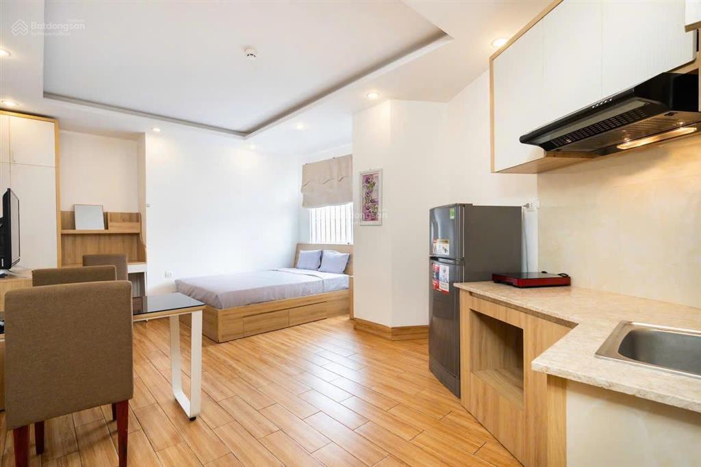 Trống lại studio cửa sổ trời gần nguyễn kiệm, phan đăng lưu, tiện qua tân bình