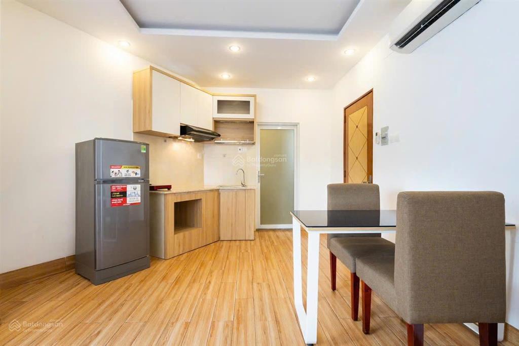 Trống lại studio cửa sổ trời gần nguyễn kiệm, phan đăng lưu, tiện qua tân bình
