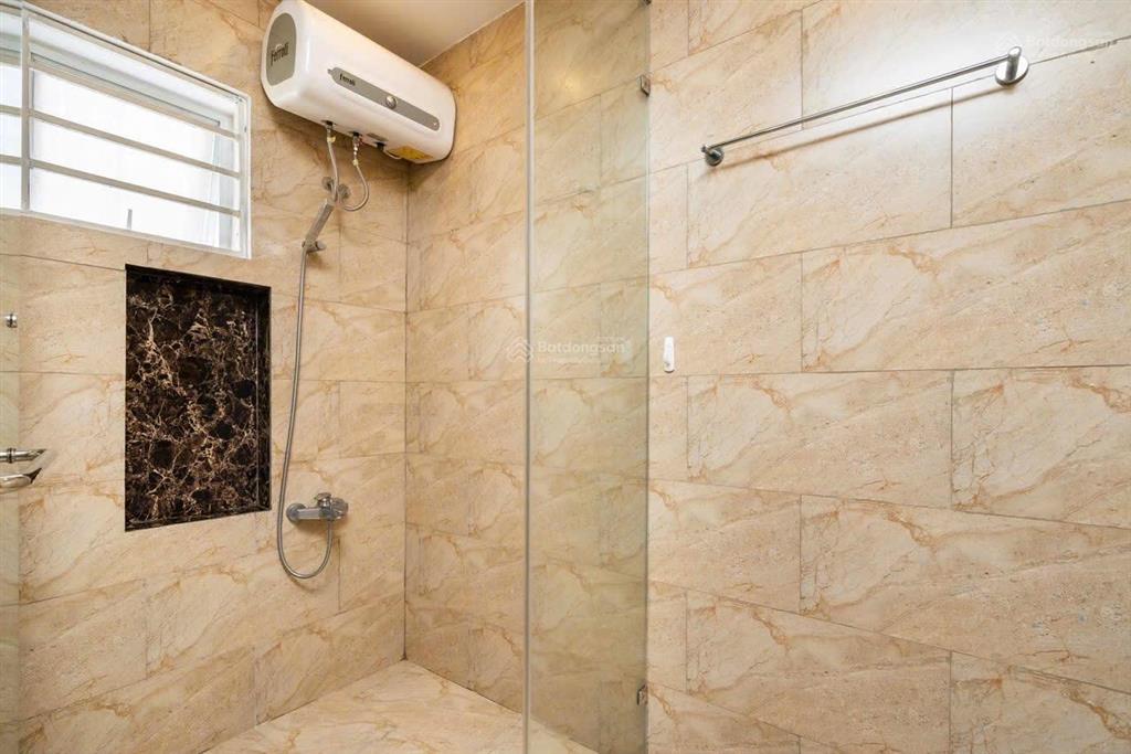 Trống lại studio cửa sổ trời gần nguyễn kiệm, phan đăng lưu, tiện qua tân bình