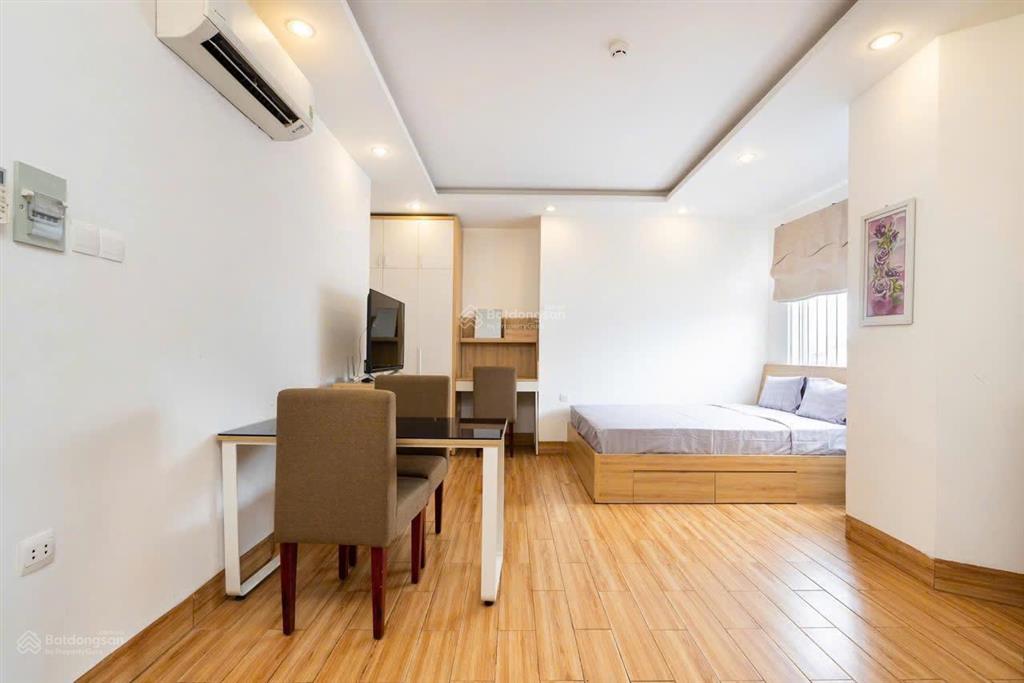 Trống lại studio cửa sổ trời gần nguyễn kiệm, phan đăng lưu, tiện qua tân bình