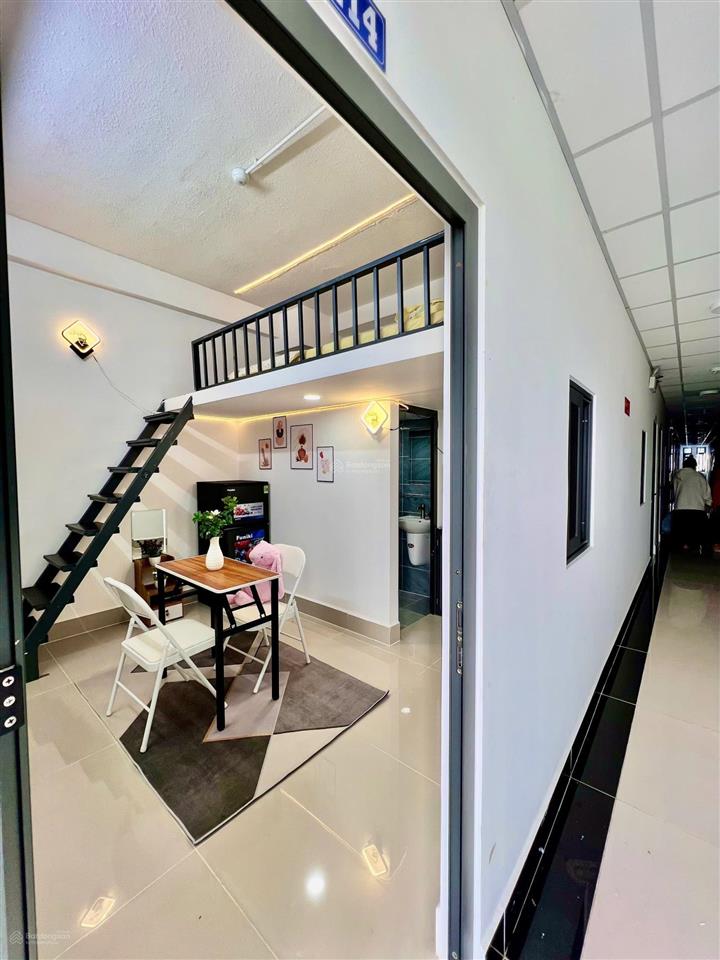 Duplex mới sẵn máy lạnh, kệ bếp gần đại học nguyễn tất thành, ngã tư ga đường hà huy giáp, quận 12