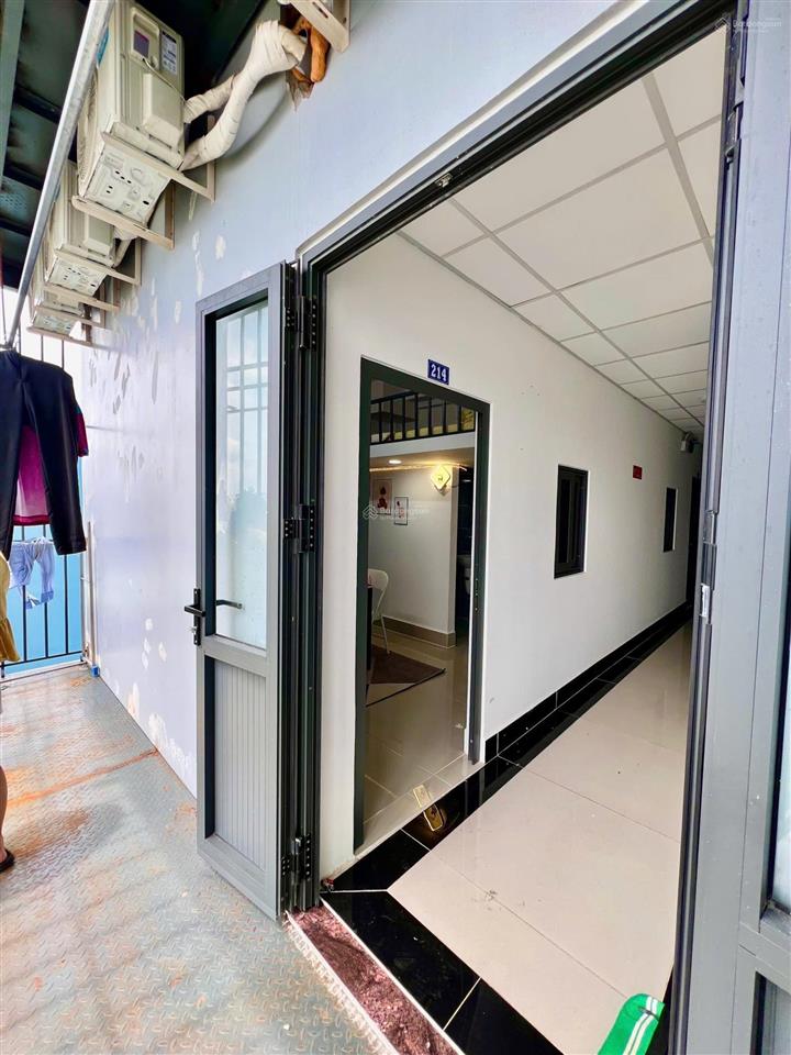 Duplex mới sẵn máy lạnh, kệ bếp gần đại học nguyễn tất thành, ngã tư ga đường hà huy giáp, quận 12