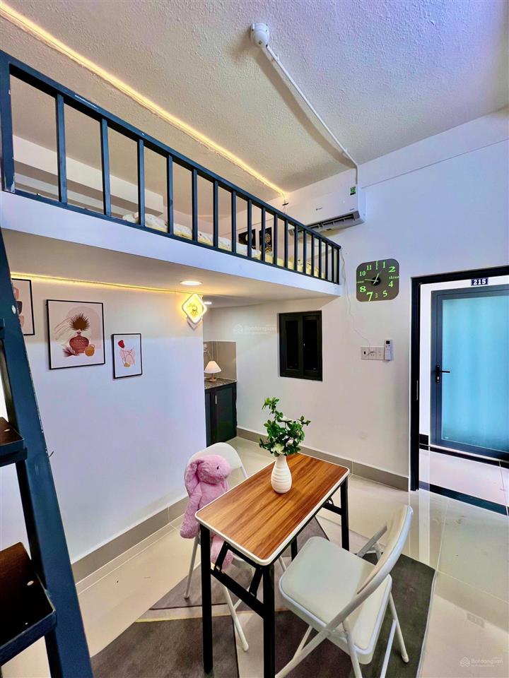 Duplex mới sẵn máy lạnh, kệ bếp gần đại học nguyễn tất thành, ngã tư ga đường hà huy giáp, quận 12
