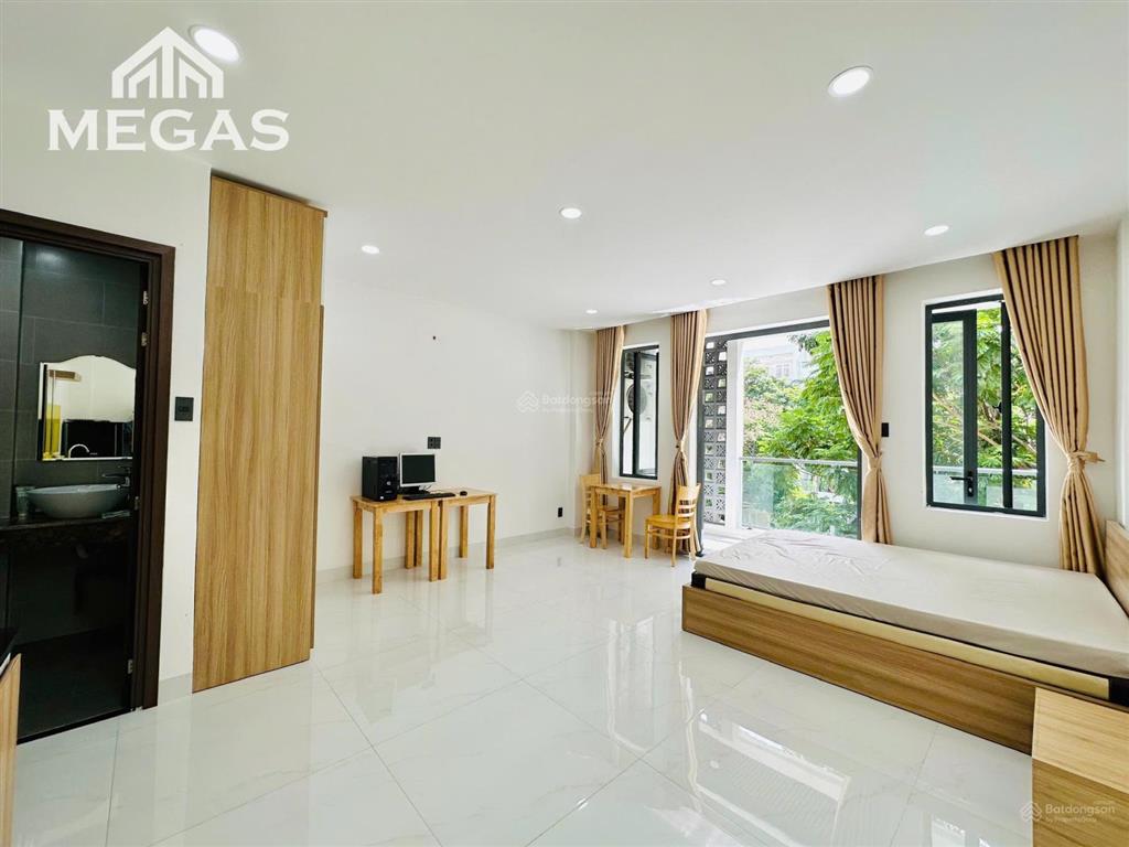 Cho thuê căn hộ ban công đặng thùy trâm gần đh văn lang, quận bình thạnh