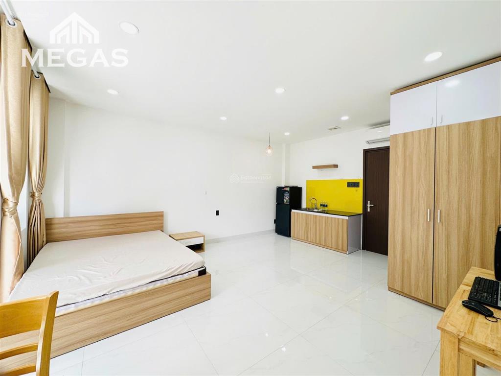 Cho thuê căn hộ ban công đặng thùy trâm gần đh văn lang, quận bình thạnh