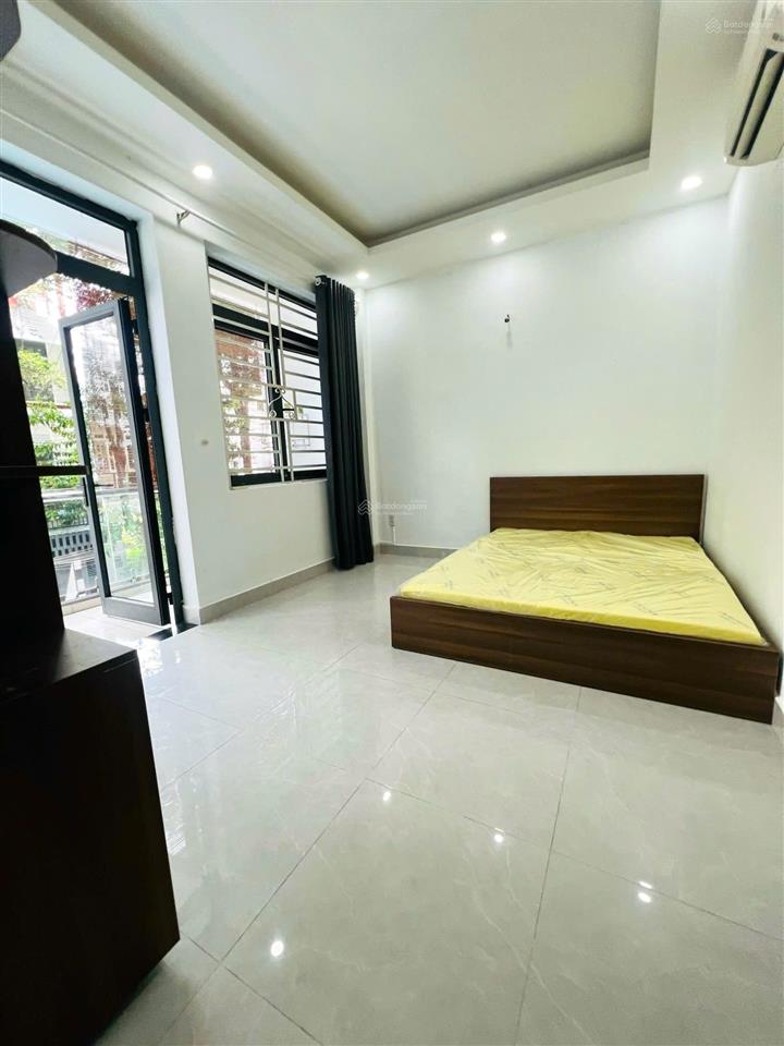 Cho thuê căn hộ có ban công đường đặng thùy trâm gần đại học văn lang cơ sở 3