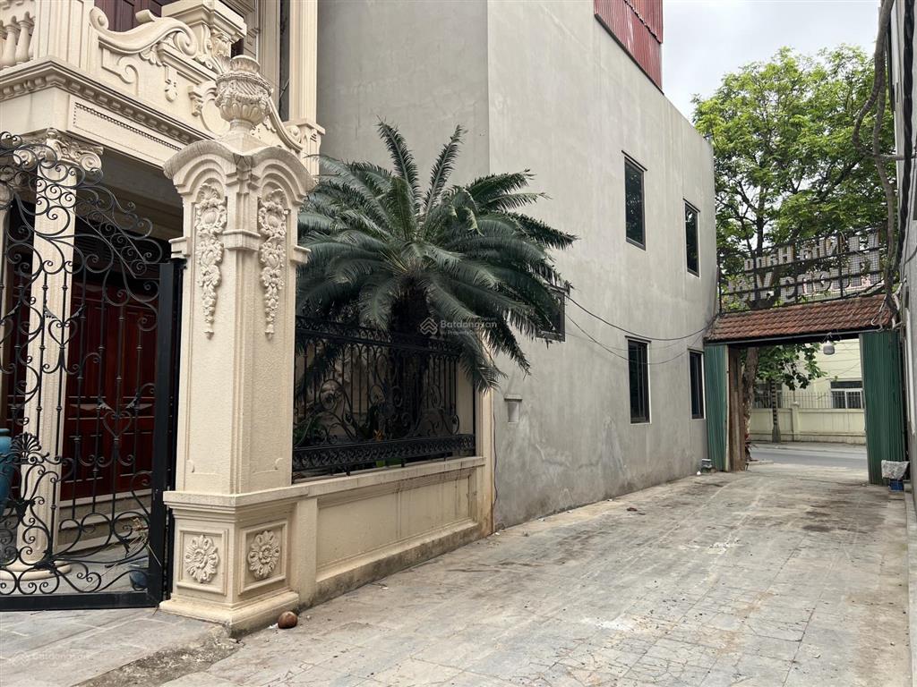 Mời thuê nhà biệt thự sân vườn, vị trí trung tâm sầ uất phường chương mỹ