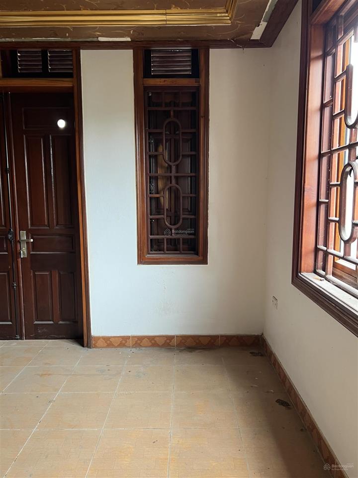 Mời thuê nhà biệt thự sân vườn, vị trí trung tâm sầ uất phường chương mỹ