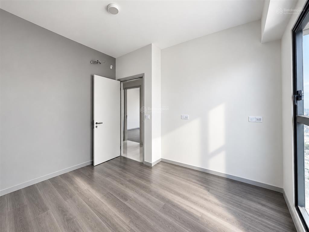 Bán căn hộ victoria village 3pn 82.3m2, view hồ bơi 8.2 tỷ