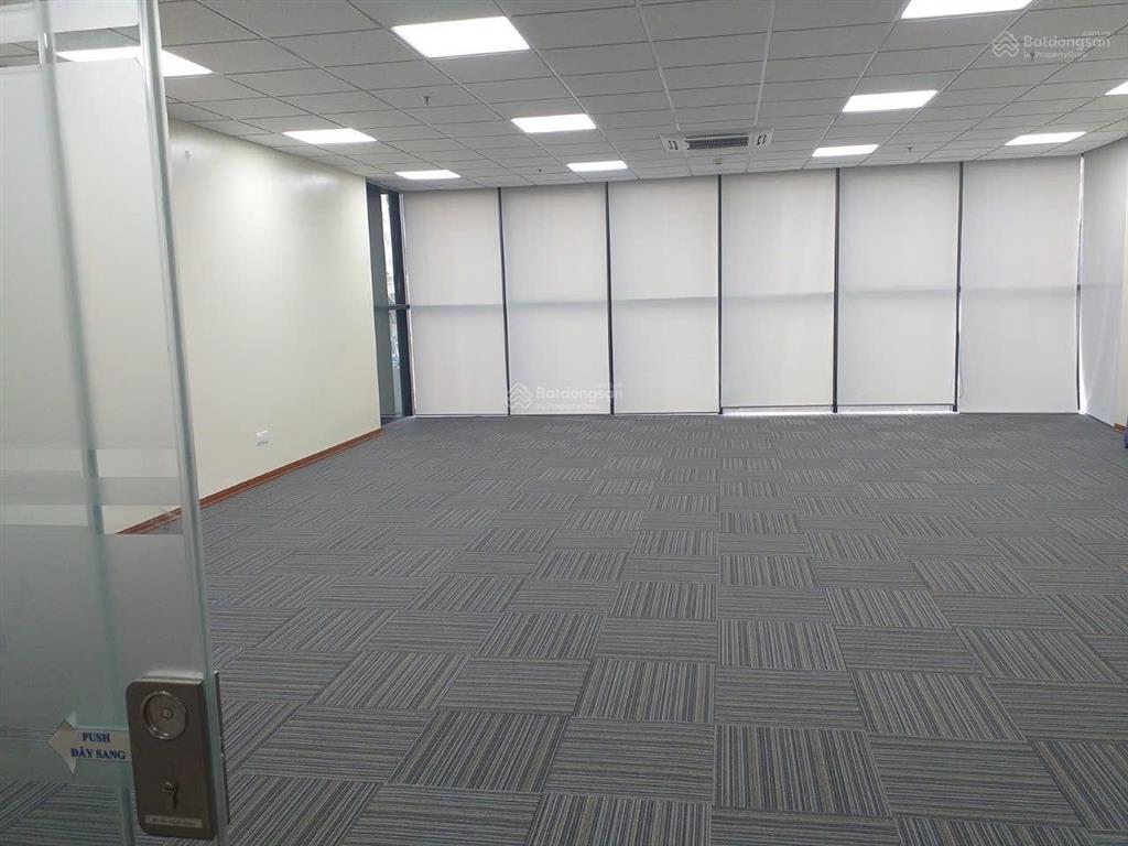 Cho thuê văn phòng tại no01lk0304 khu đô thị văn khê, 95 triệu, 700m2, view đẹp hàng hiếm