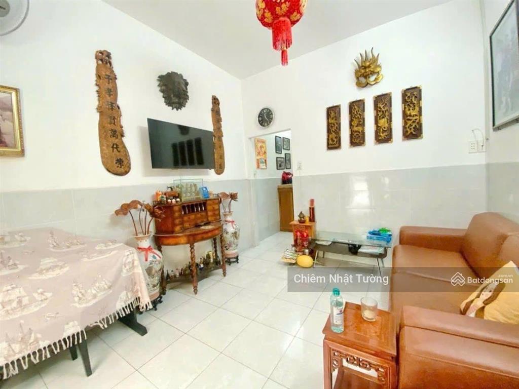 Nhà bán ngay nhà ga t3, hẻm 10m thông. 3 tầng, 4,4m x 15m, hoàng hoa thám, tân binh
