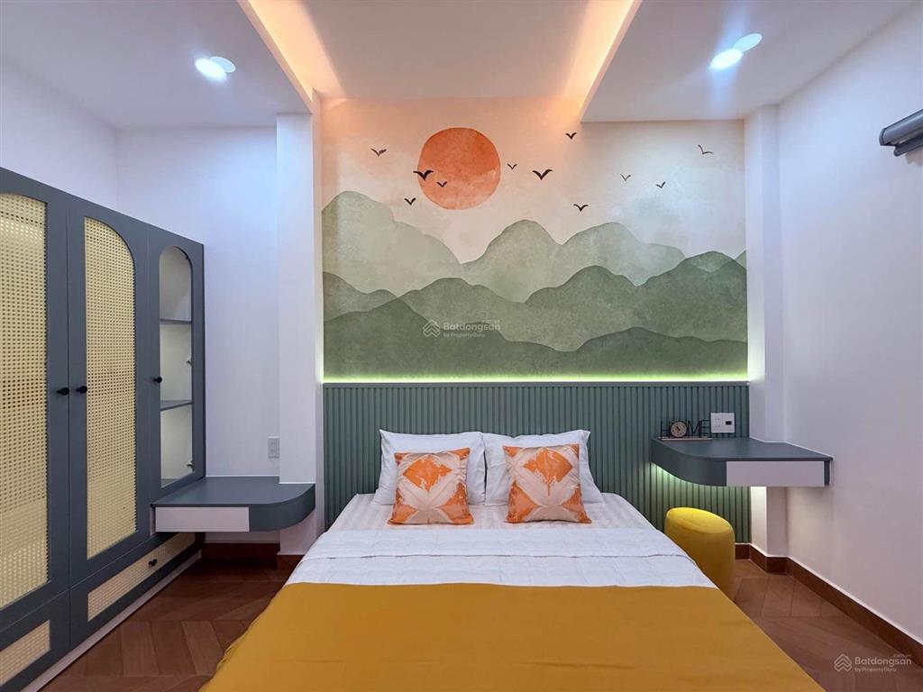 Cách mặt tiền 1 căn ô tô đỗ cửa ngày đêm. nhà 3 tầng mới, nơ trang long, p.11, bình thạnh 64m2,