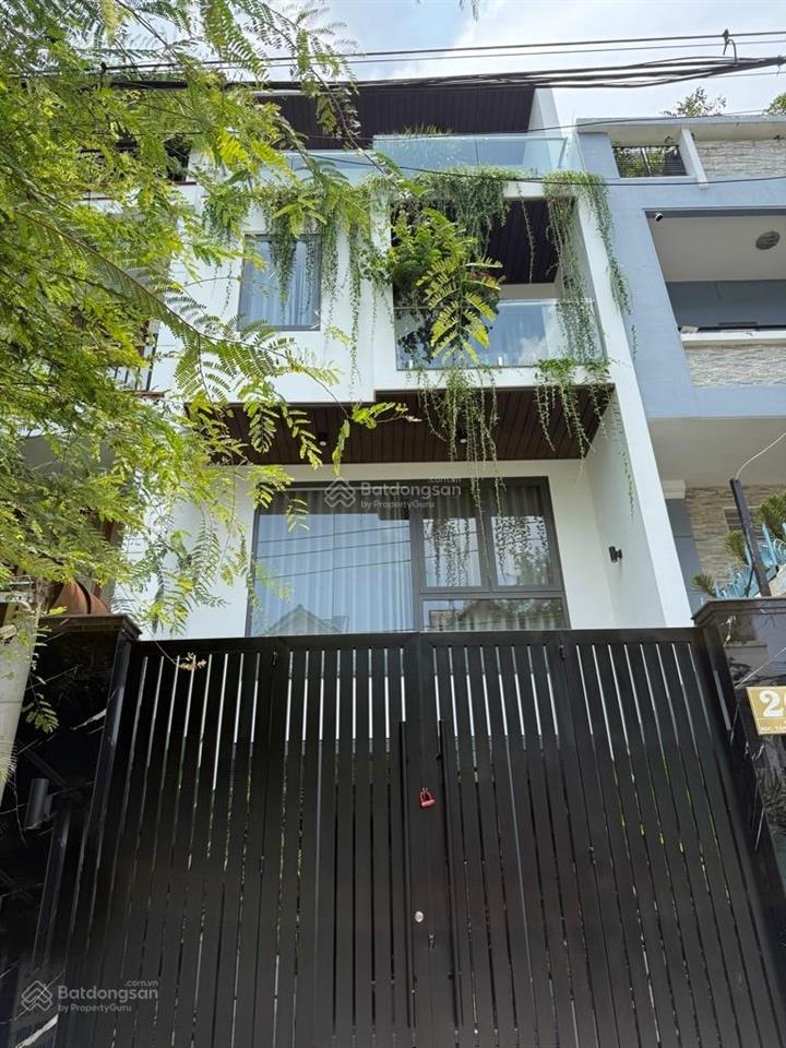 Bán nhà mặt tiền 4 tầng lê bôi, kdc phú lợi, ngang 5m, thang máy, tặng nội thất ở ngay