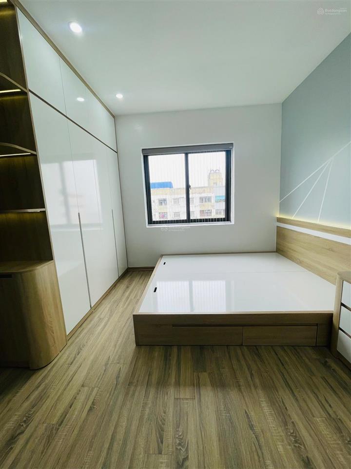 Căn hộ 3 phòng ngủ  full mới tại nơ 5 bán đảo linh đàm
