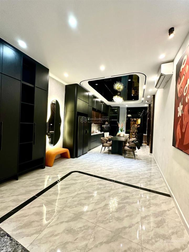Siêu hiếm bán nhà phố thái hà  70m2 x 6 tầng x 4,5m mặt tiền x 29 tỷ. phân lô vỉa hè ô tô tránh.