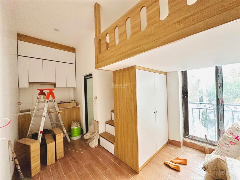 Chính chủ bán toà nhà chung cư mini  căn hộ dịch vụ  trung kính  110m x 8 tầng x 30 tỉ
