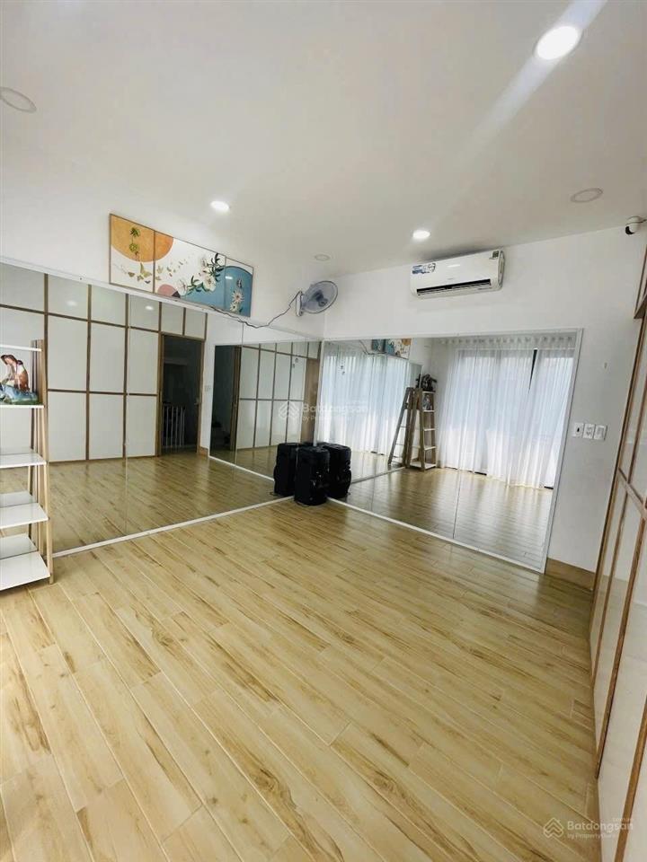 Nhà mới ngang khủng 6,9m siêu hiếm hẻm xe tải thông phạm văn bạch 5 tầng bề thế chỉ 7,68 tỷ