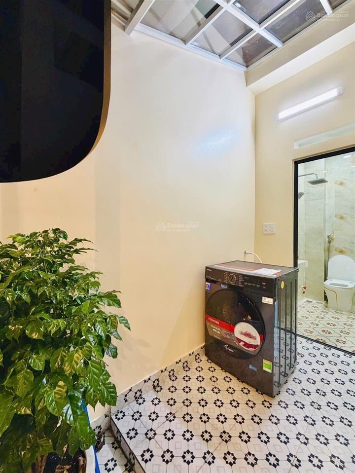 Nhà mới đẹp hẻm xe hơi thông  ngay chợ thạch đà 3 tầng 3pn chỉ 5,75 tỷ. phạm văn chiêu  gò vấp.