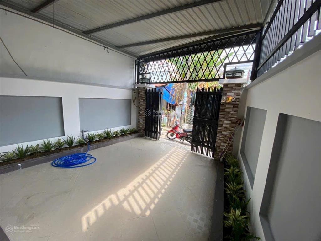 Hàng hiếm bán nhà (dt 134m2) sổ riêng thổ cư 100% đường oto p. bửu long, giá chỉ 2,350 tỷ