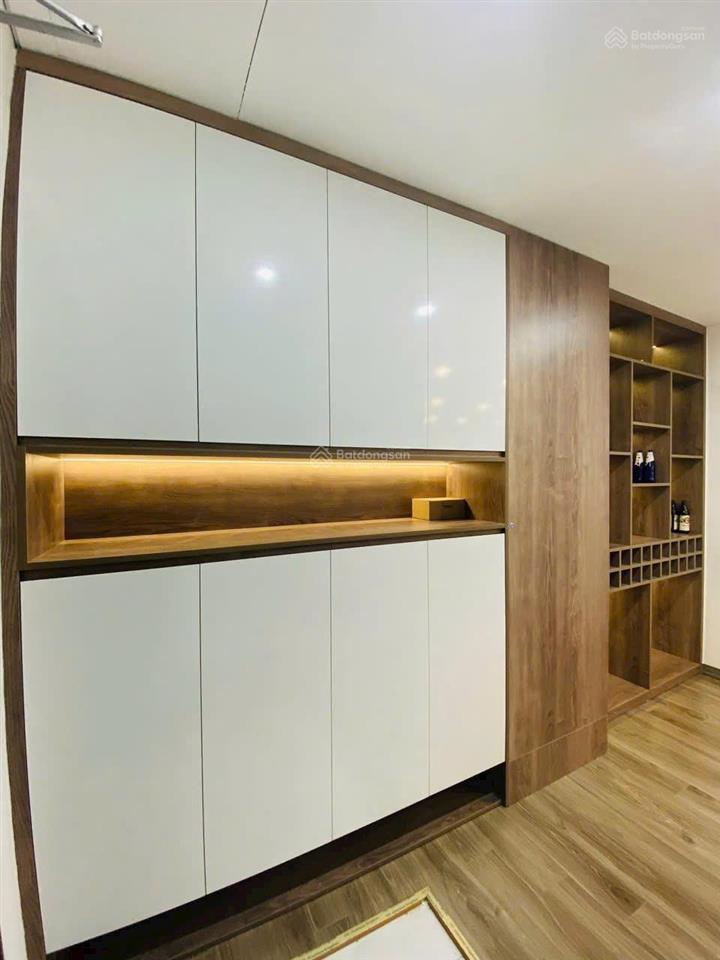 Cho thuê căn hộ 3pn, 92m2, giá siêu hời 12,5 triệu tại flc star tower, hà đông